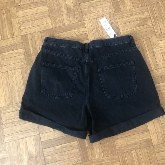 Topshop Shorts - Picture 2 of 4